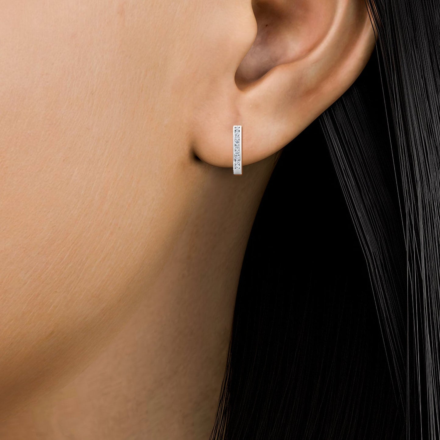 ISADORA JEWELLERY Lab-Grown Diamond Sterling Silver Hoop Earrings with 18 diamonds (Total Diamond Weight 0.15ct)