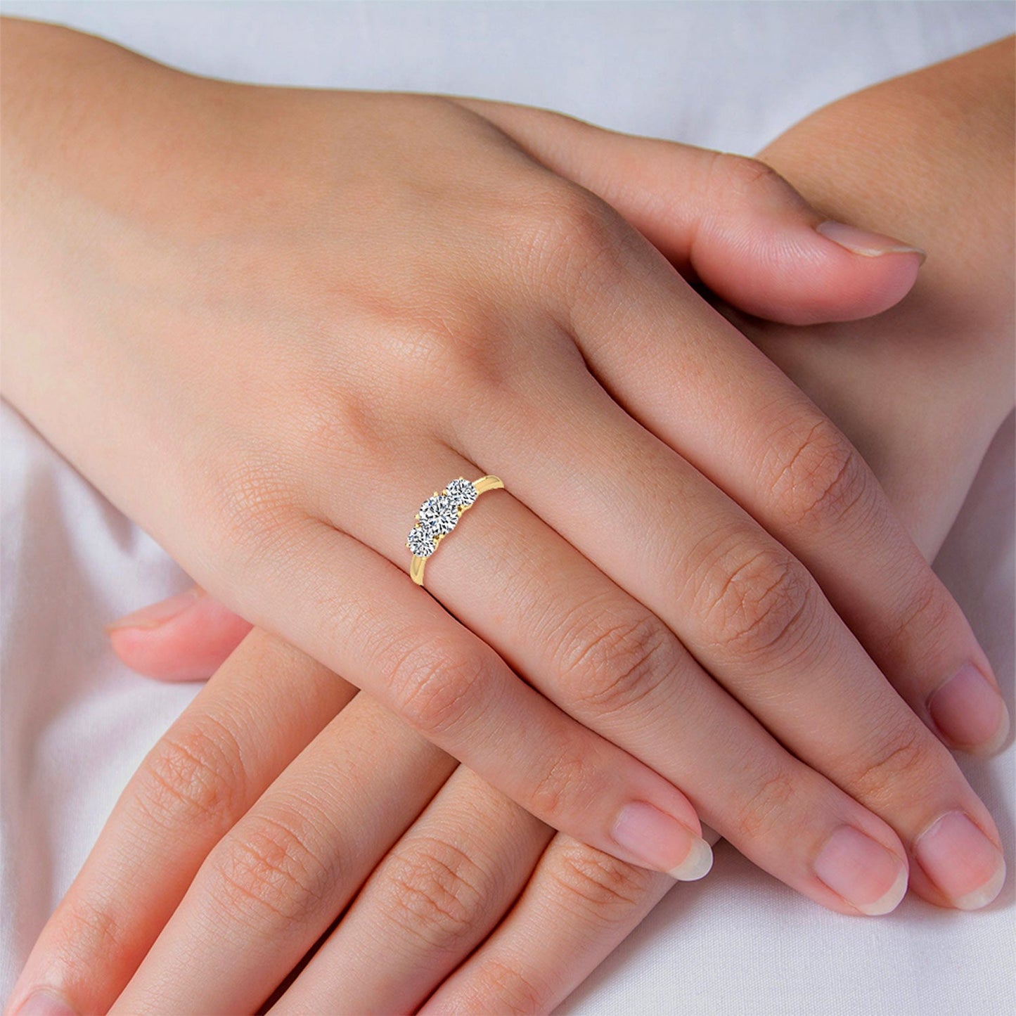 ISADORA JEWELLERY Three Stone Lab Grown Diamond Ring featuring a total diamond weight of 1.00ct in stunning 14ct Yellow Gold