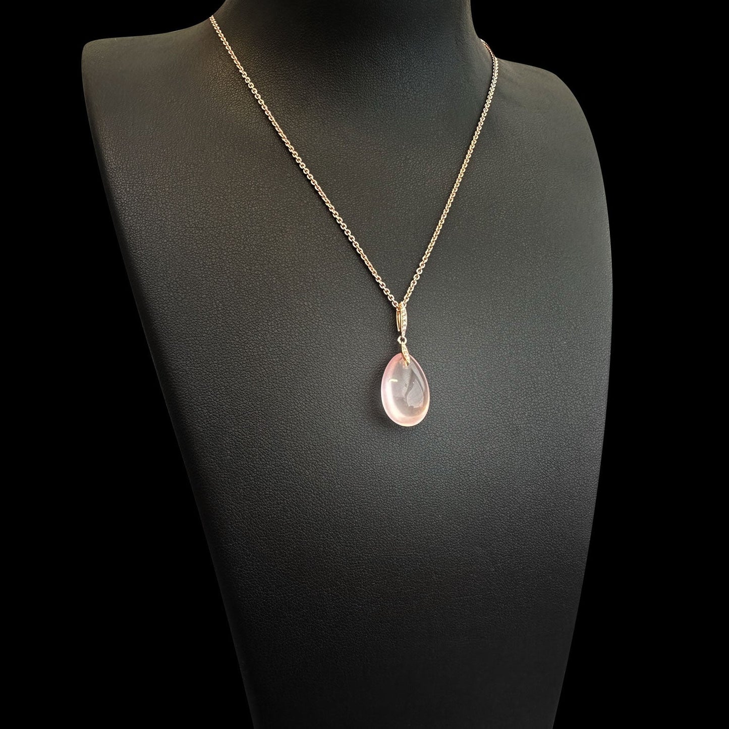 ISADORA JEWELLERY 18ct Rose Gold Rose Quartz and Diamond Pendant